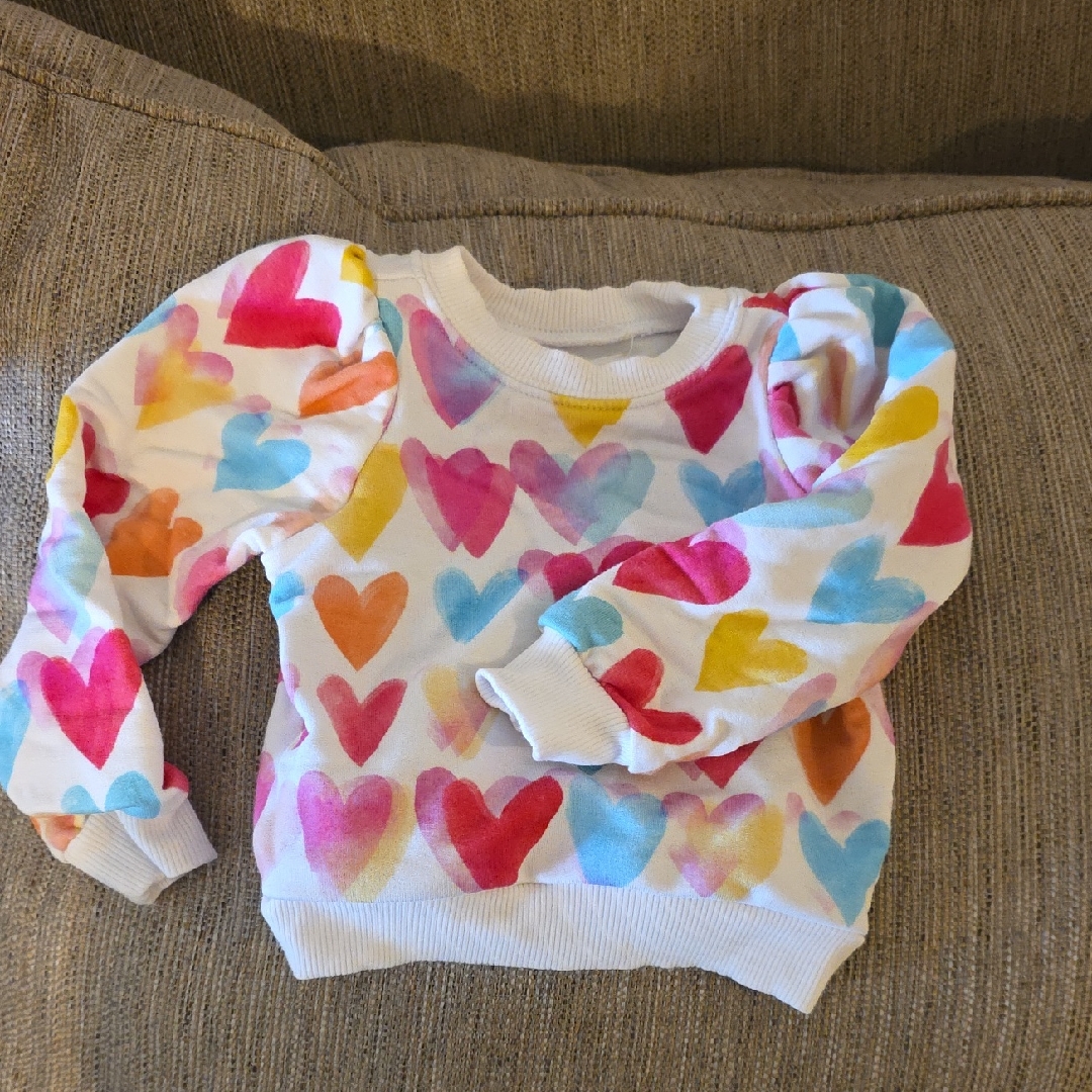 Little Sleepies Colorful Heart Print Top
